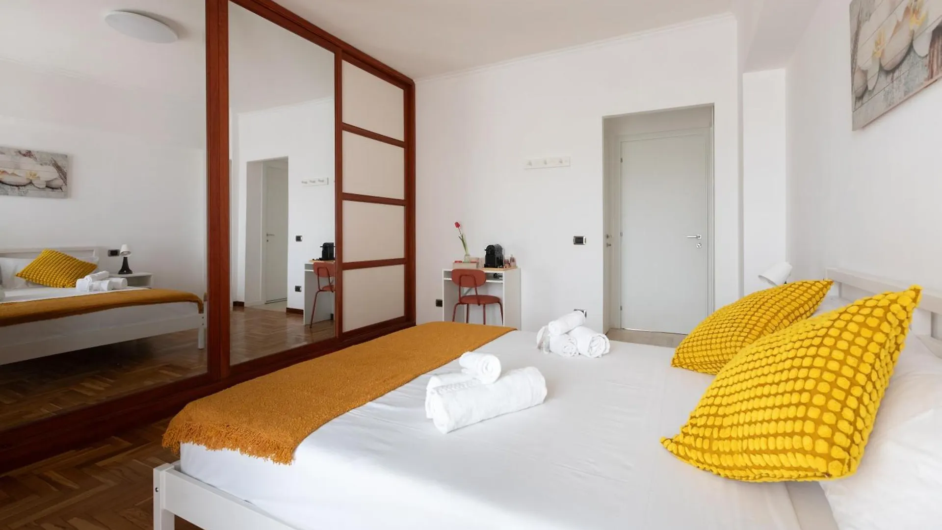 Guest house San Paolo Suites Metro Station Rome